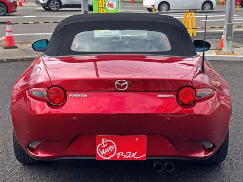 Mazda MX-5 (Roadster)