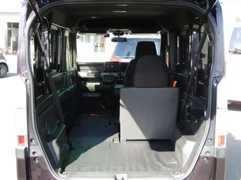 Honda N-VAN Plus Style