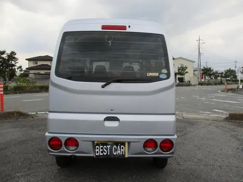 Mitsubishi Minicab Van