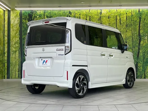 Suzuki Spacia Custom