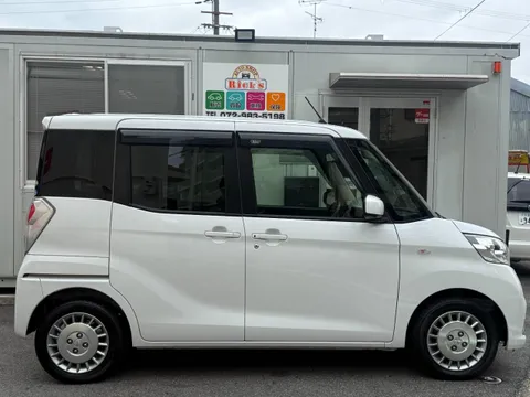 Nissan Dayz Roox