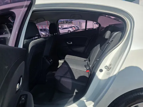 Renault SM3