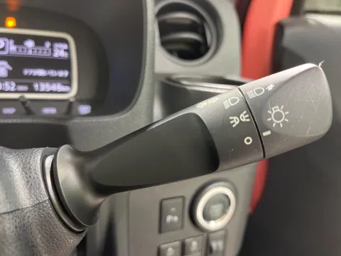 Daihatsu Mira Tocot