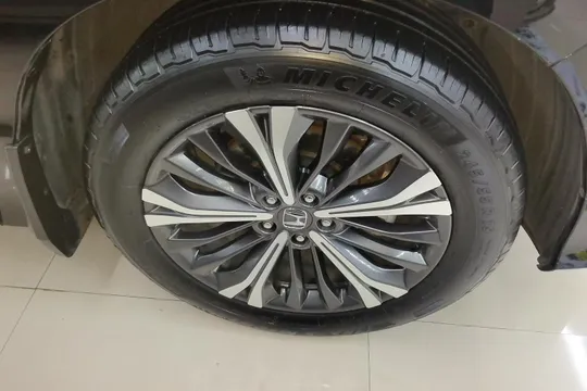 Honda UR-V