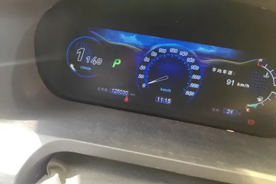 BYD S7