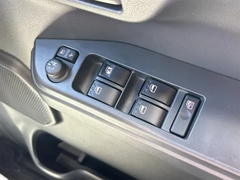 Toyota Pixis Mega