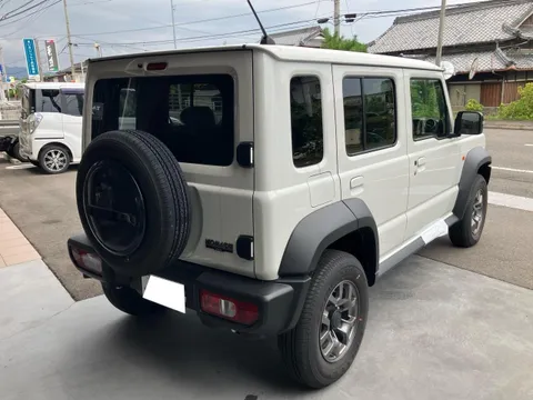 Suzuki Jimny Nomade