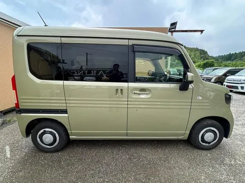 Honda N-VAN Plus Style