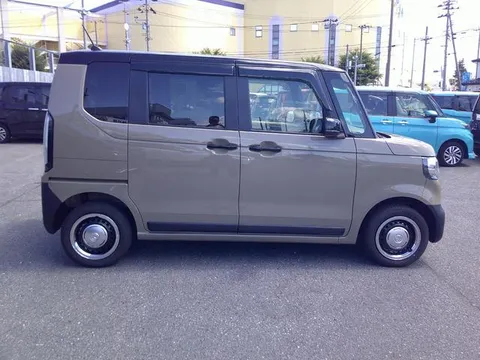 Honda N-BOX Joy