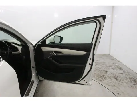Mazda MAZDA3 Fastback