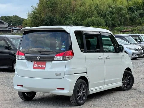 Suzuki Solio