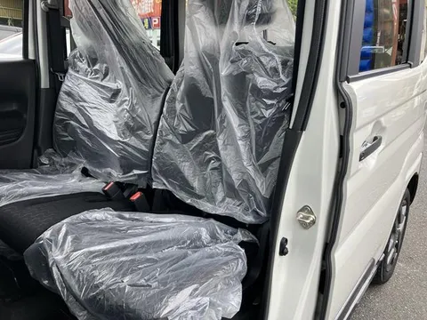 Suzuki Spacia Gear
