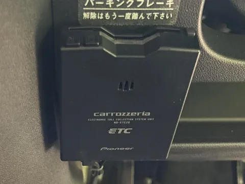 Toyota Pixis Mega