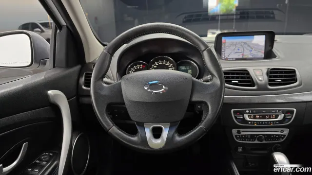 Renault SM3