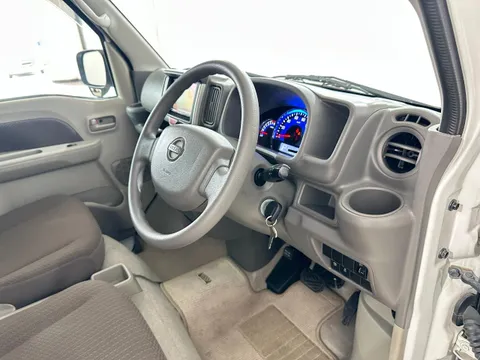 Nissan Clipper