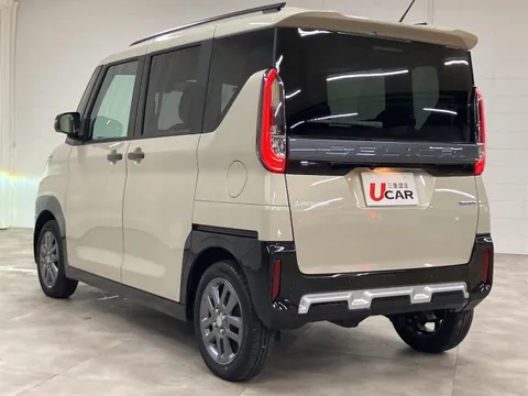 Mitsubishi Delica Mini