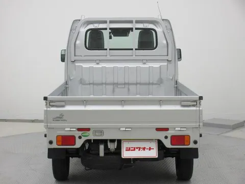 Nissan Clipper Truck