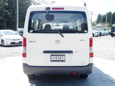 Toyota TownAce Van