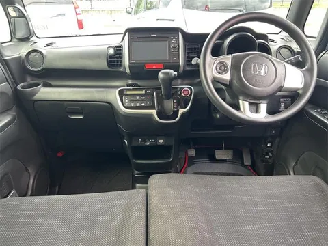 Honda N-BOX Plus