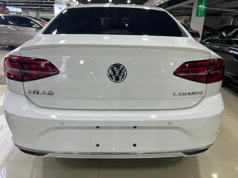 Volkswagen Lamando