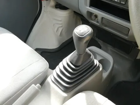 Mitsubishi Minicab Van