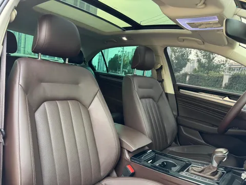 Volkswagen Phideon
