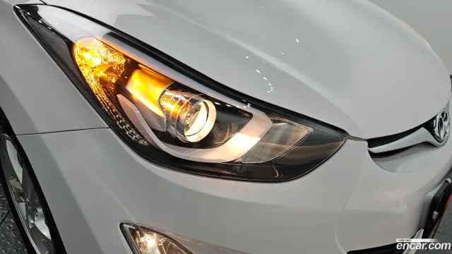 Hyundai Elantra (Avante)