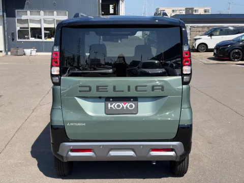 Mitsubishi Delica Mini