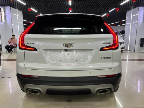 Cadillac XT4