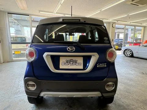 Daihatsu Cast