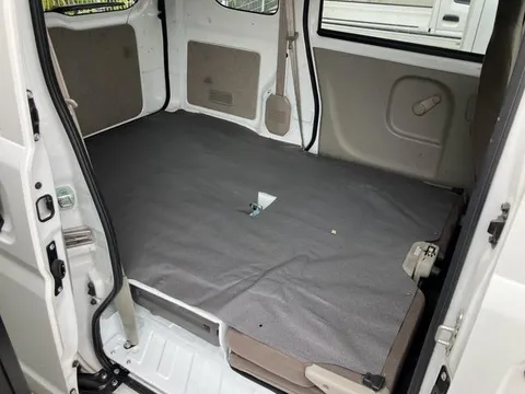 Mitsubishi Minicab Van
