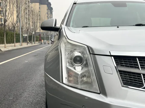 Cadillac SRX