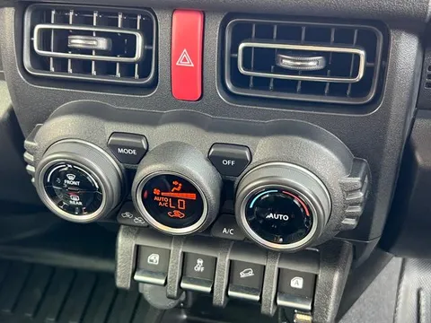 Suzuki Jimny Sierra