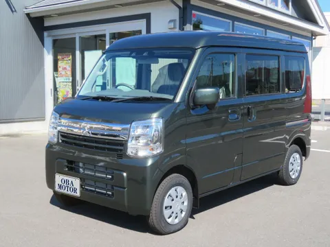 Mitsubishi Minicab Van