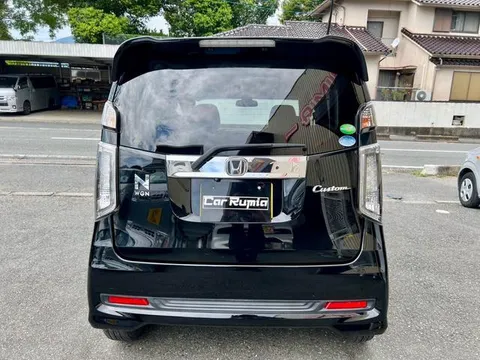 Honda N-WGN Custom