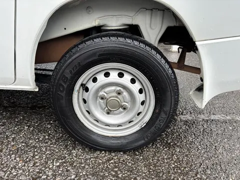 Mitsubishi Minicab Van