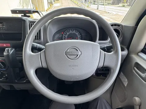 Nissan Clipper
