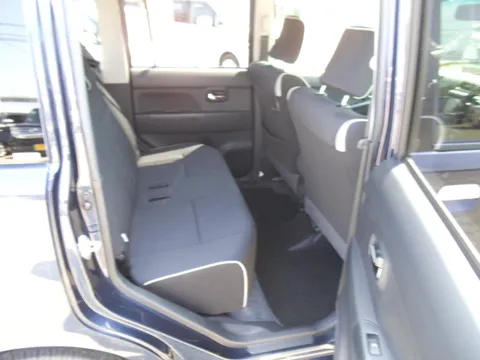 Toyota Pixis Space