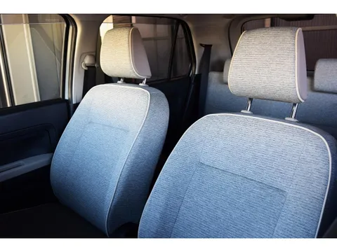 Daihatsu Mira Tocot