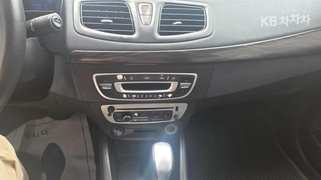 Renault SM3