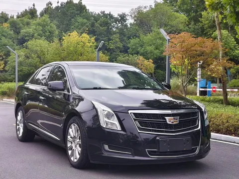 Cadillac XTS