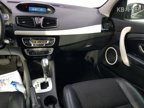 Renault SM3