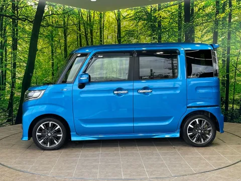 Suzuki Spacia Custom
