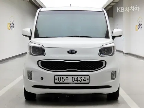 Kia Deluxe
