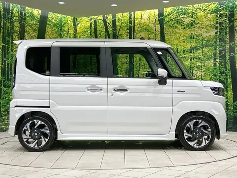 Suzuki Spacia Custom