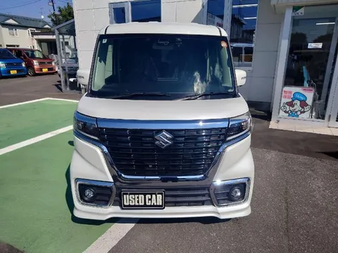 Suzuki Spacia Custom