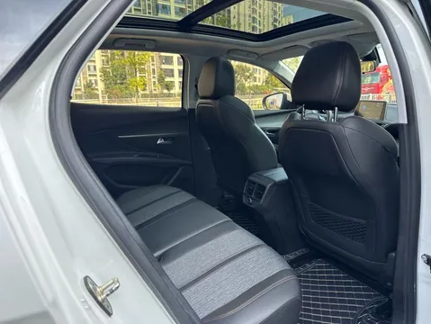 Peugeot 4008