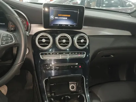 Mercedes-Benz Mercedes-Benz GLC