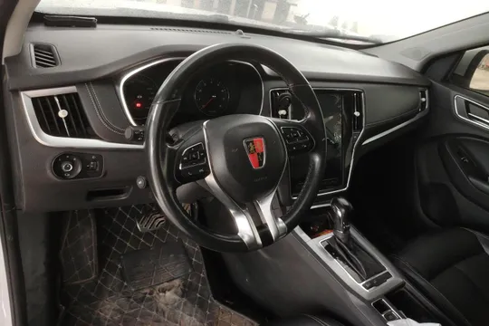 Roewe RX5