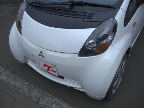 Mitsubishi I